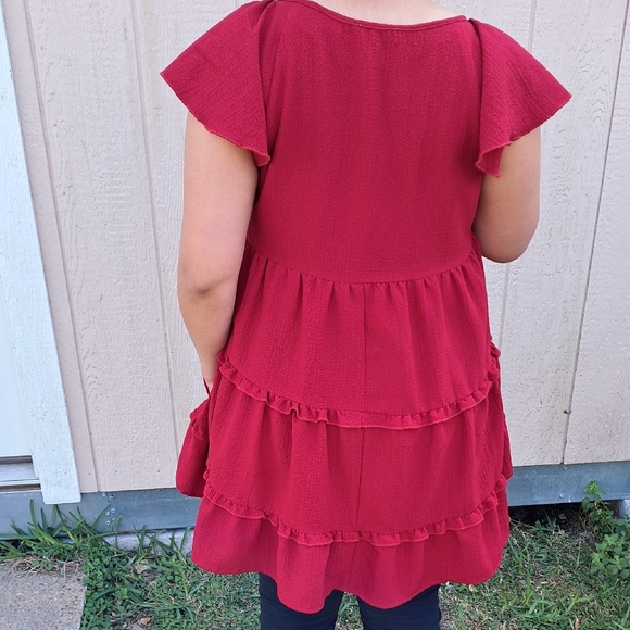 Women's Rustic Country Red Ruffle Top With Pockets - Picture 3 of 3